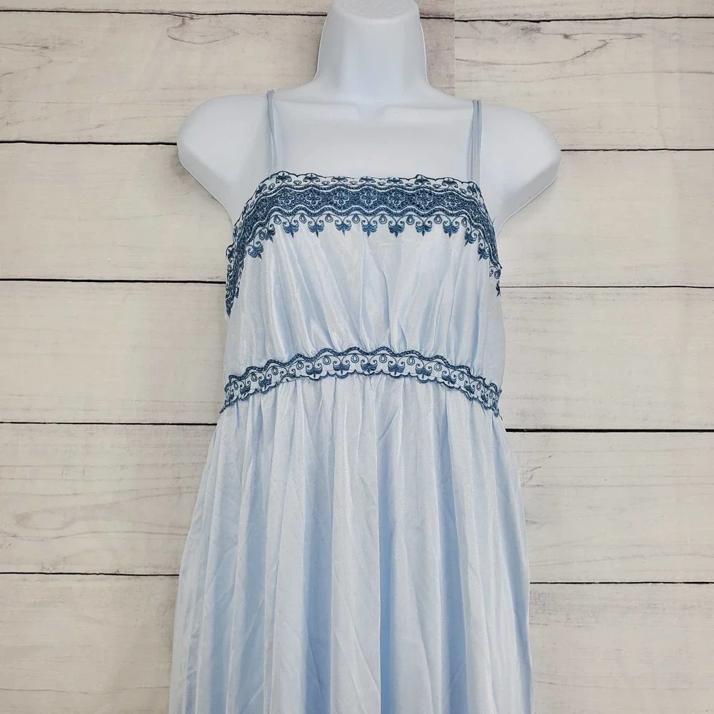 Vintage Chemise Ruffle Maxi Sleepwear Nightgown - Picture 4 of 5